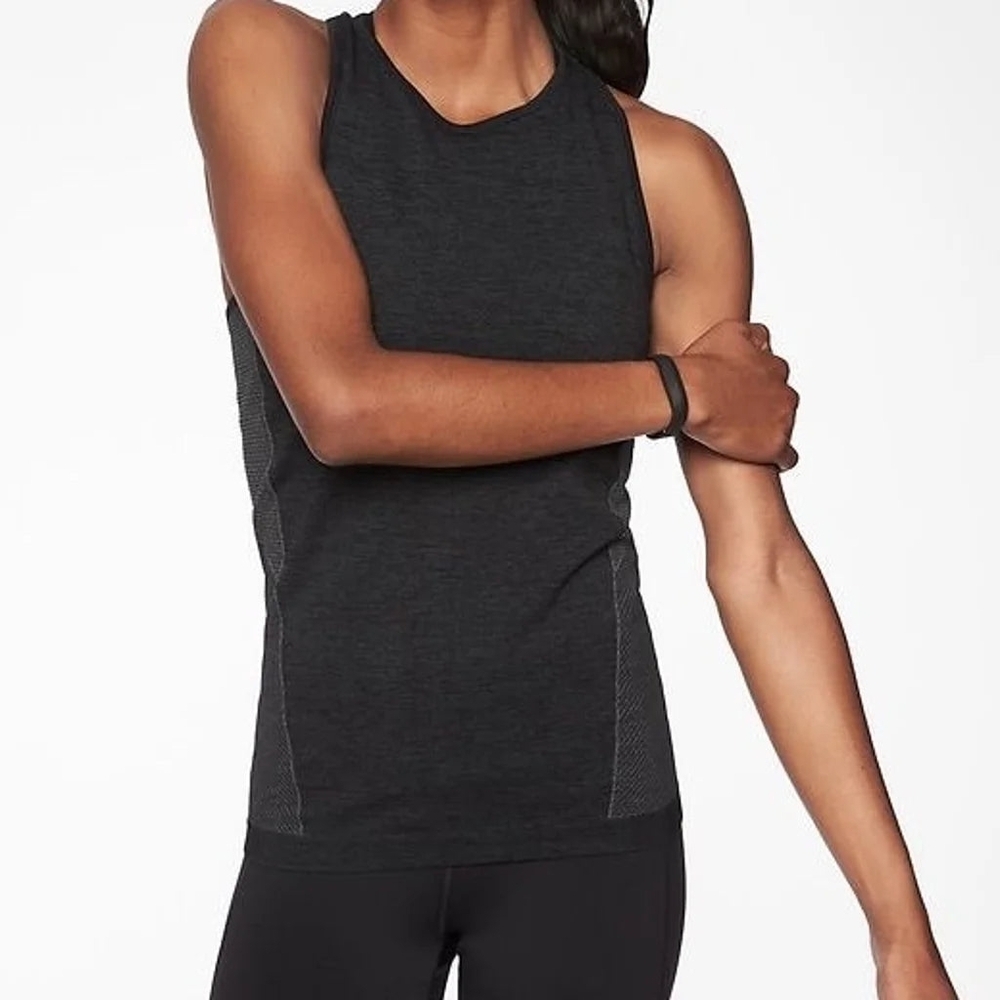 Athleta Seamless Caliber Tank Black Grey Womens Size Large Vented